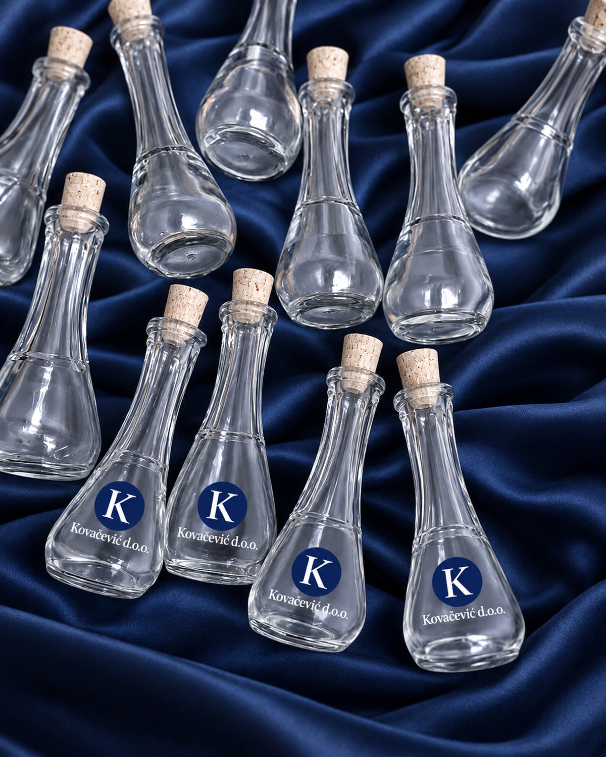 Čokanjčići sa logom firme
