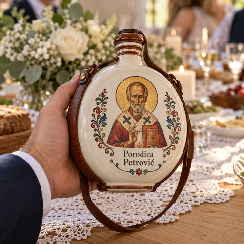 Čutura sa ikonom i prezimenom na svadbi
